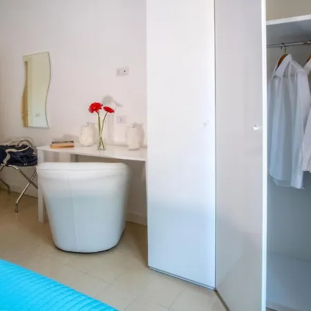Apartment Bright House *