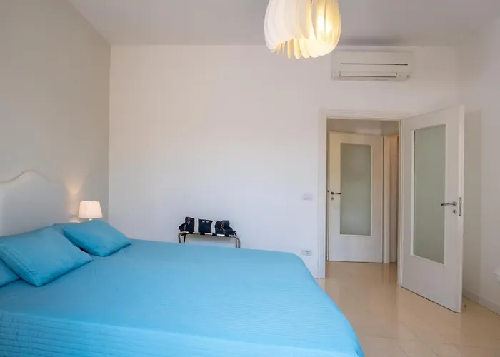 Bright House Apartment *