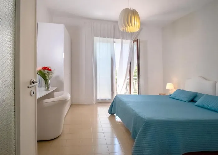 Bright House Apartment *