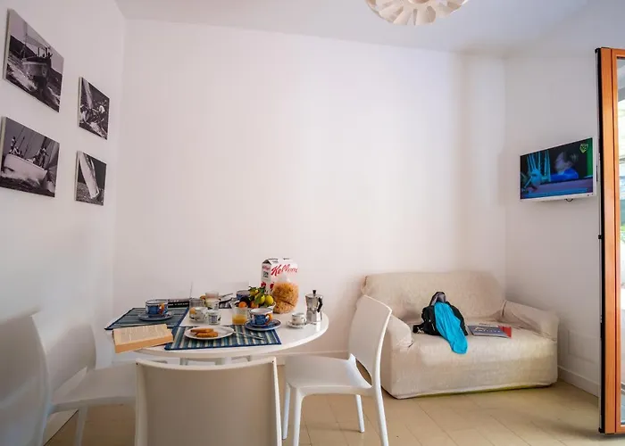 Bright House *